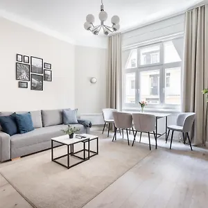 Appartement A13, Budapest